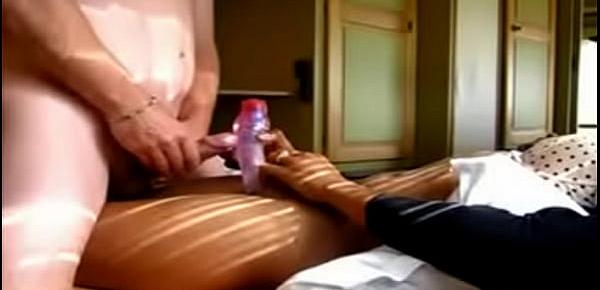  he&039;s wanking while she plays with dildo